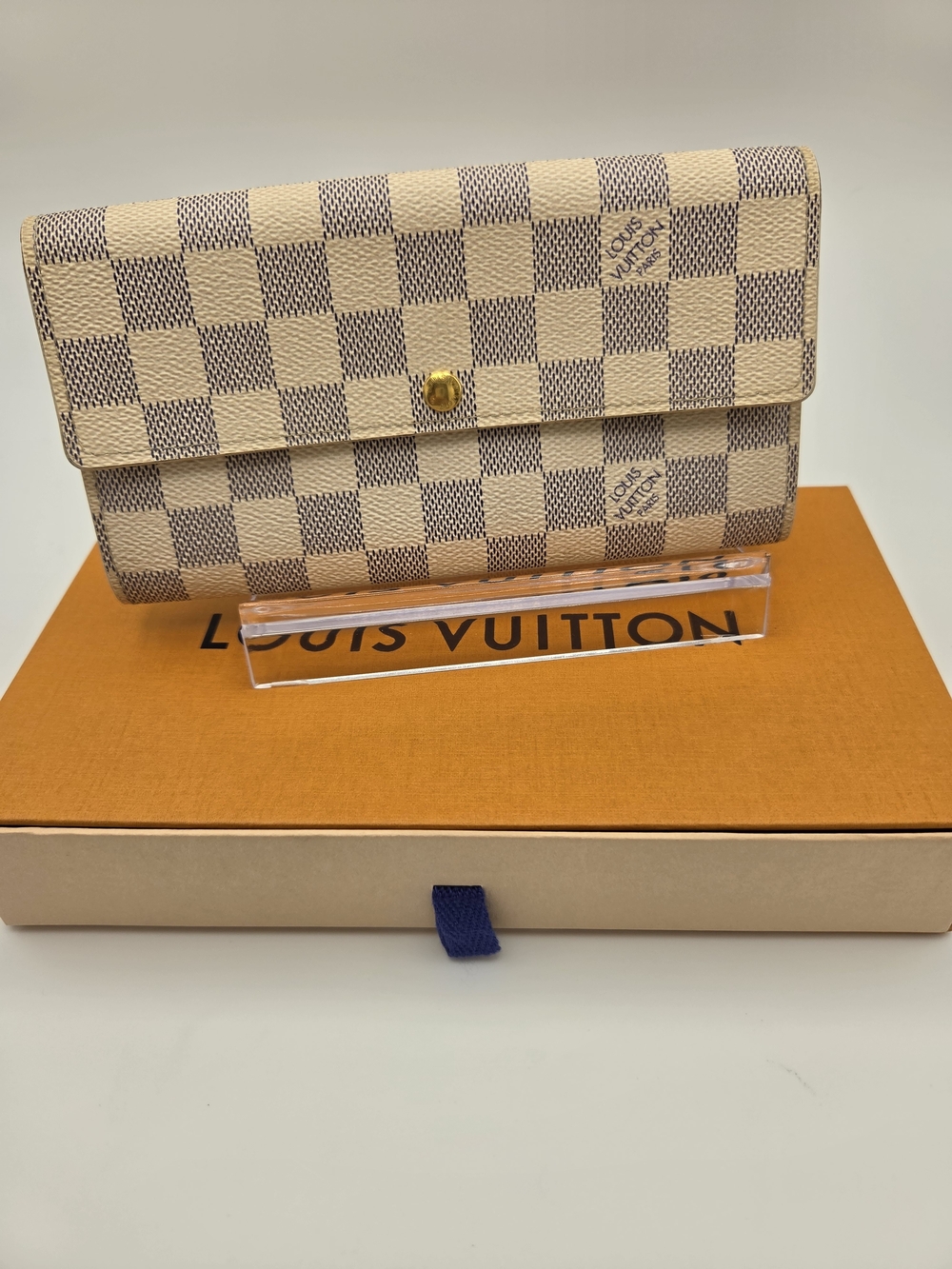 Authentic Preloved Louis Vuitton Damier Azur Sarah Wallet W Box Dust Bag & COA